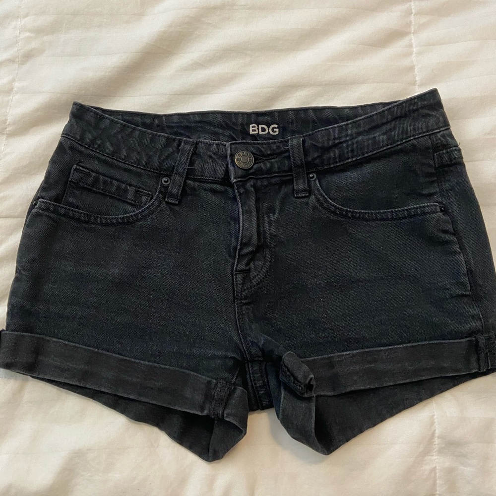Bdg mid rise shortie